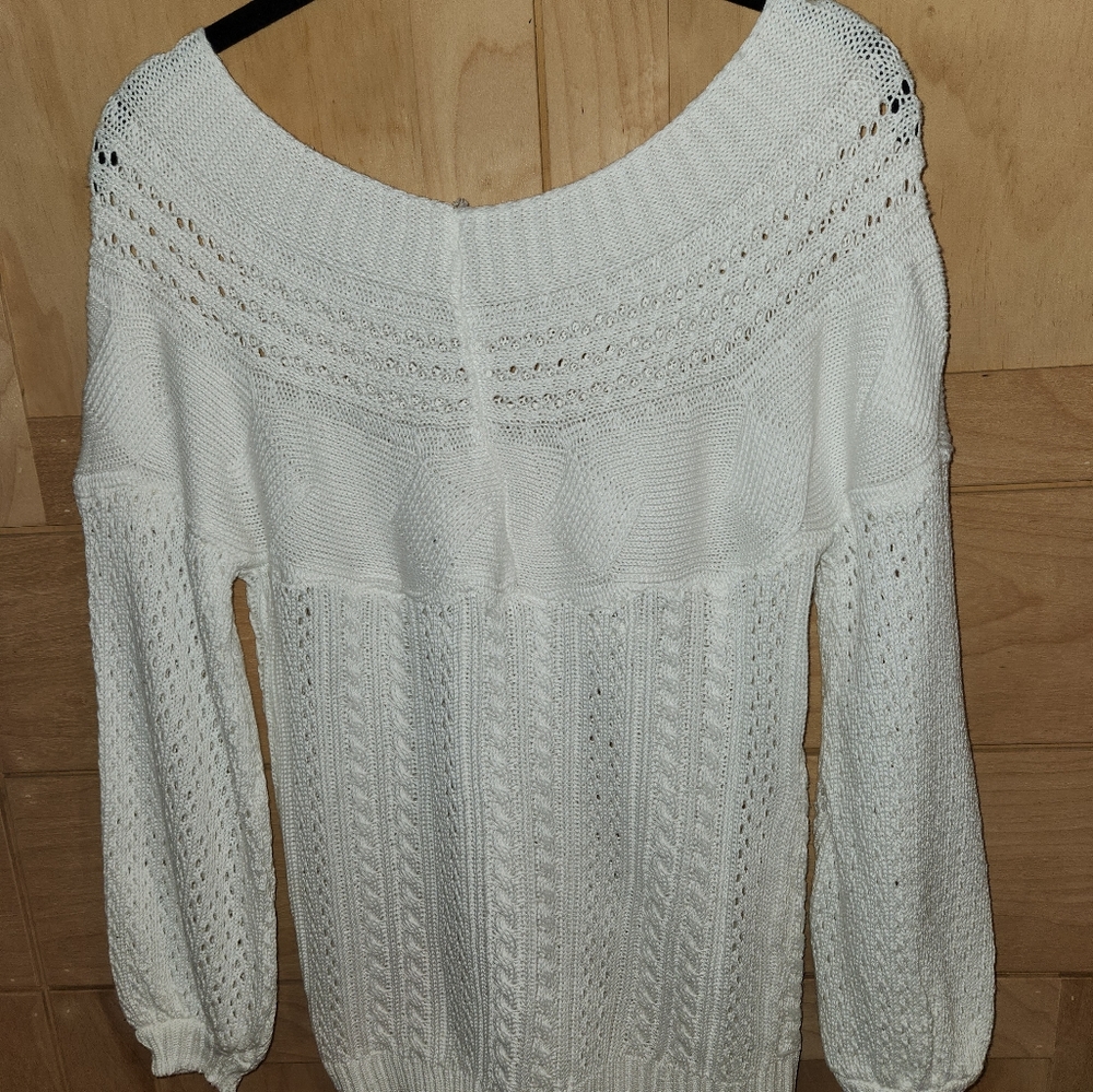 Boutique sweater white no tags cotton Lg.